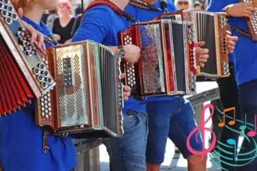 Acordeón en Casa: Tu Refugio Musical