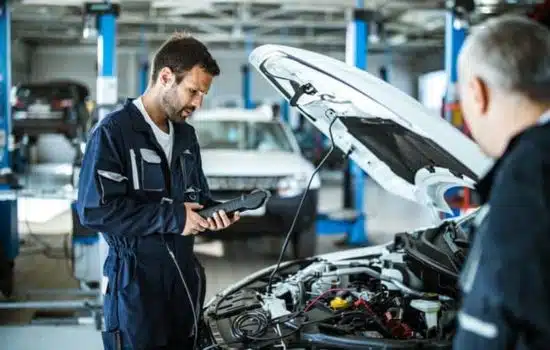 Aprender Mecánica Automotriz con Aplicaciones