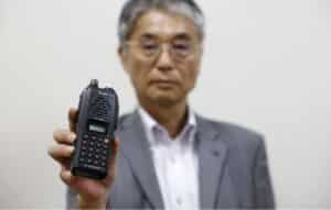 Transforma tu móvil en walkie talkie
