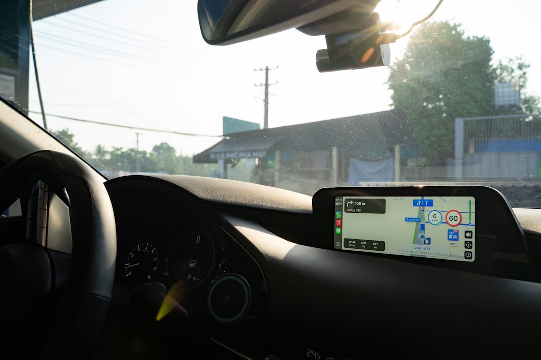 GPS confiable para evitar multas por radares en carretera